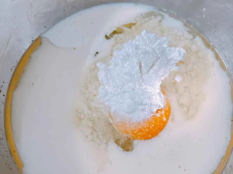 How to make pure milk hand-torn toast: Step 1