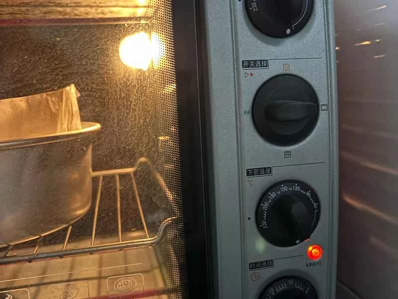 How to make pure milk hand-torn toast: Step 1