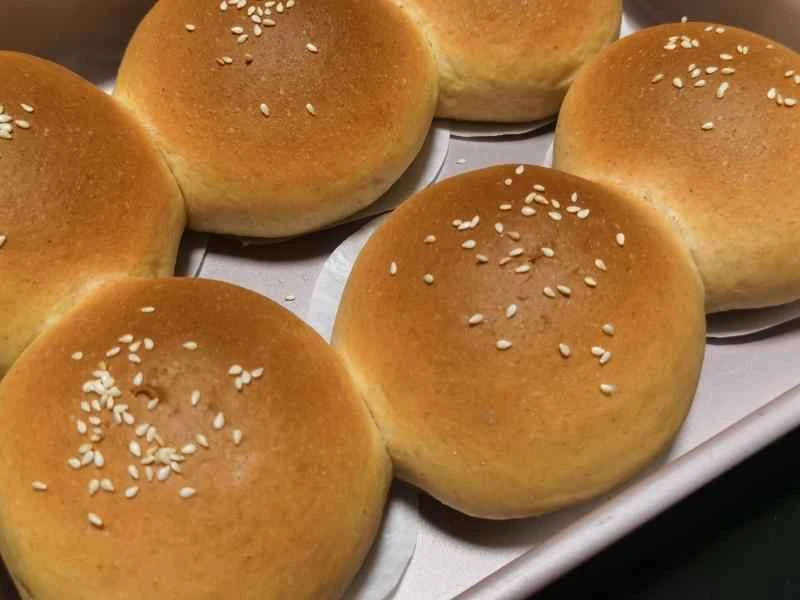 How to make pure milk hand-torn toast: Step 1