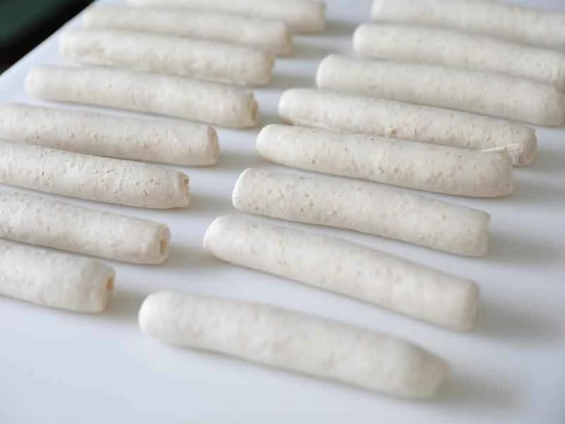 How to make pure milk hand-torn toast: Step 1