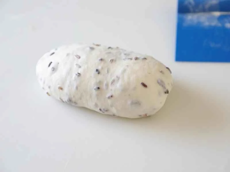 How to make pure milk hand-torn toast: Step 1