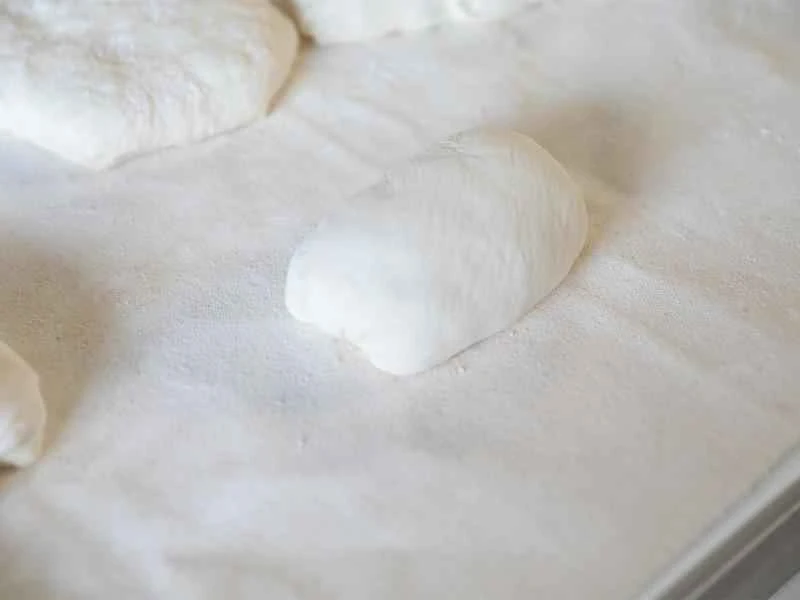 How to make pure milk hand-torn toast: Step 1