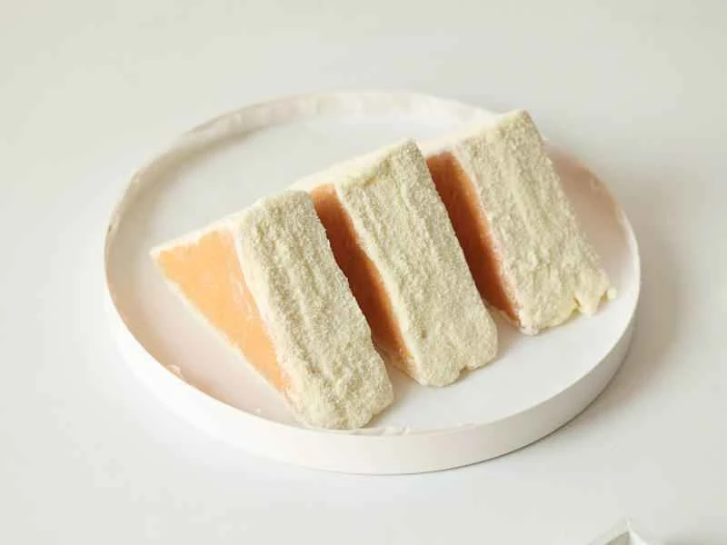 How to make pure milk hand-torn toast: Step 1