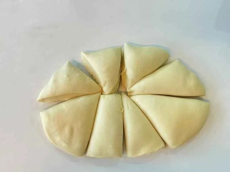 How to make pure milk hand-torn toast: Step 1