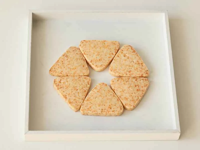 How to make pure milk hand-torn toast: Step 1