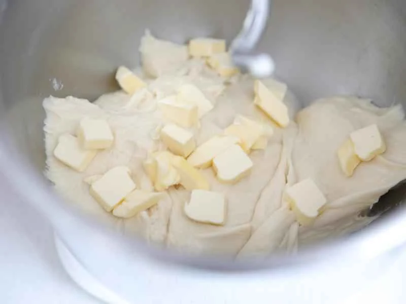 How to make pure milk hand-torn toast: Step 1