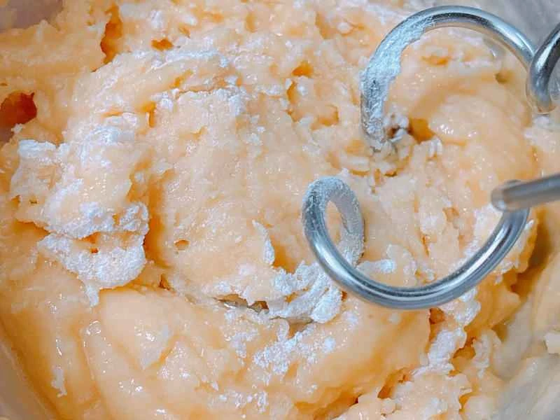 How to make pure milk hand-torn toast: Step 1