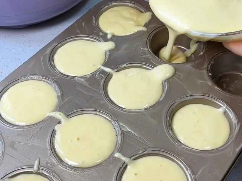 How to make pure milk hand-torn toast: Step 1