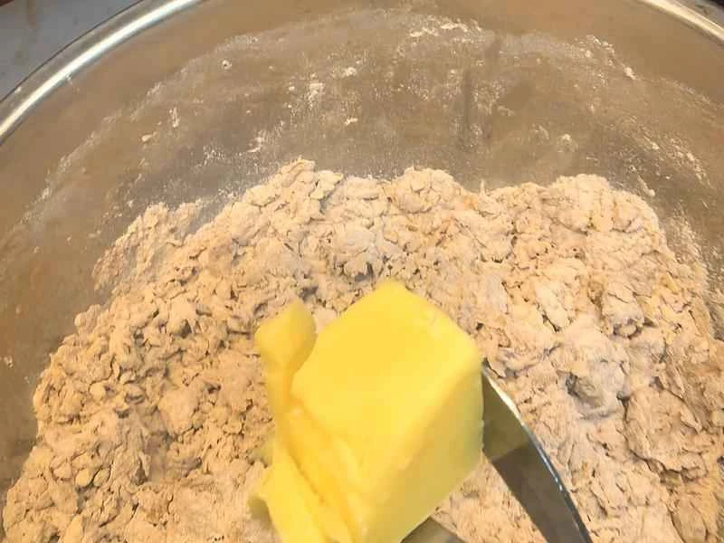 How to make pure milk hand-torn toast: Step 1