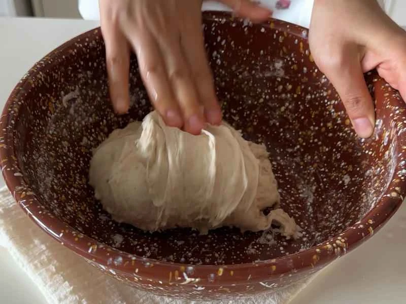 How to make pure milk hand-torn toast: Step 1