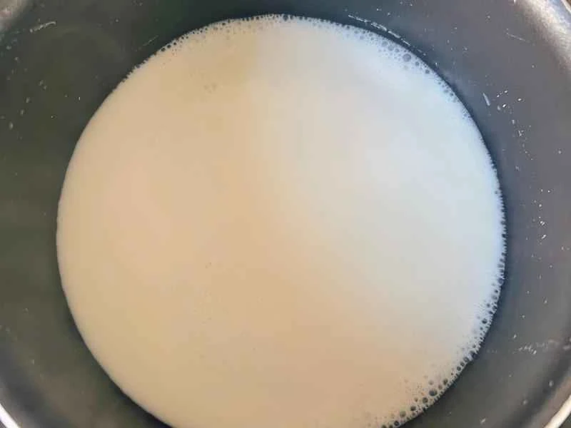 How to make pure milk hand-torn toast: Step 1