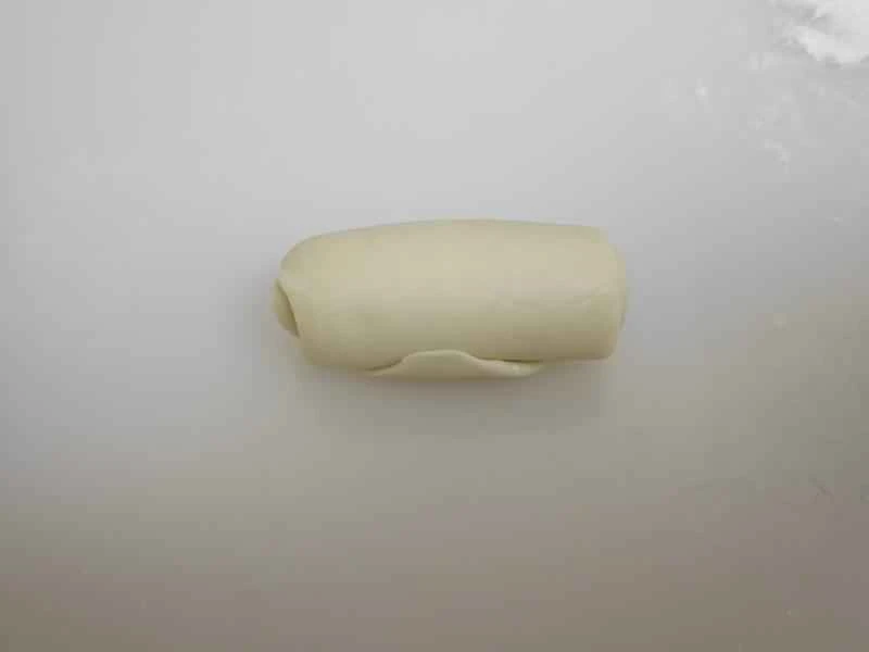 How to make pure milk hand-torn toast: Step 1