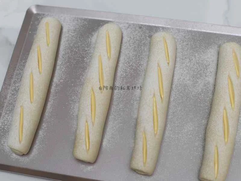 How to make pure milk hand-torn toast: Step 1