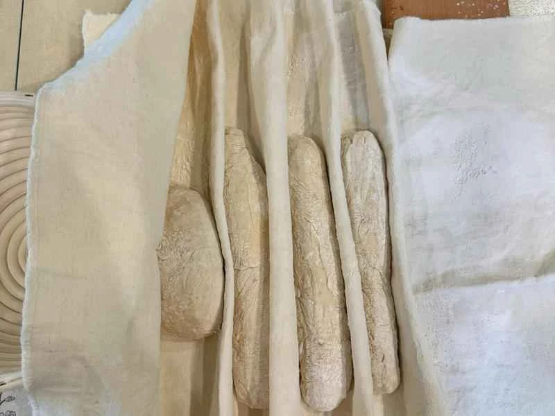 How to make pure milk hand-torn toast: Step 1