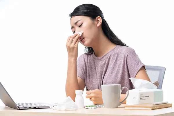 Does nasal seborrheic dermatitis cause hair loss?