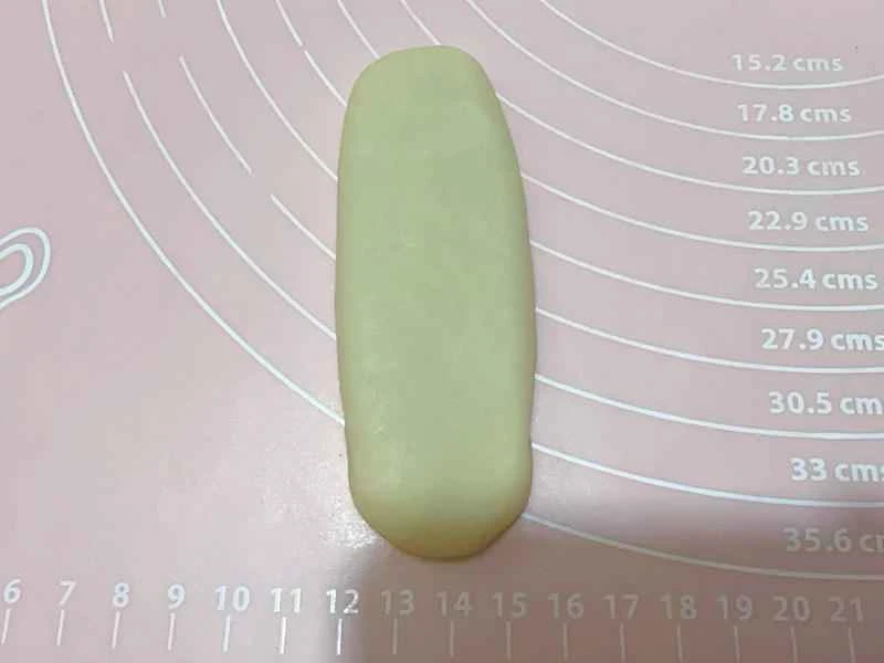 How to make pure milk hand-torn toast: Step 1