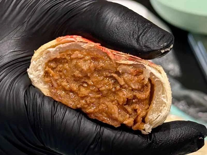 How to make pure milk hand-torn toast: Step 1