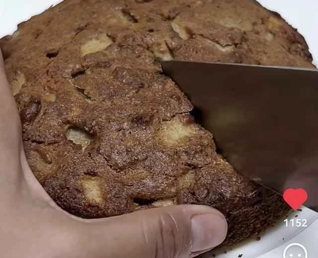 Baking | Apple Walnut Oatmeal Cake Recipe