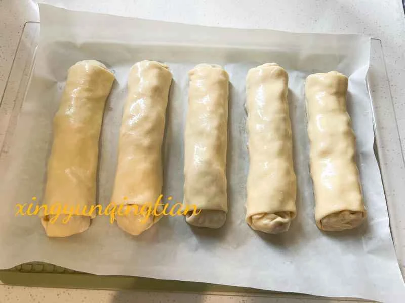 How to make pure milk hand-torn toast: Step 1