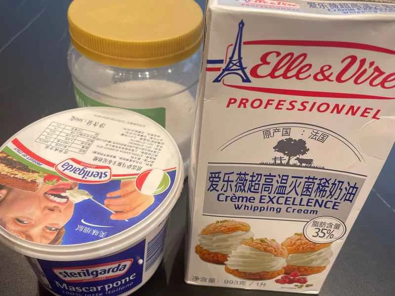 How to make pure milk hand-torn toast: Step 1