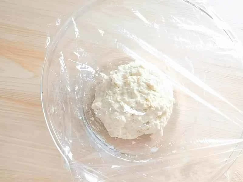 How to make pure milk hand-torn toast: Step 1