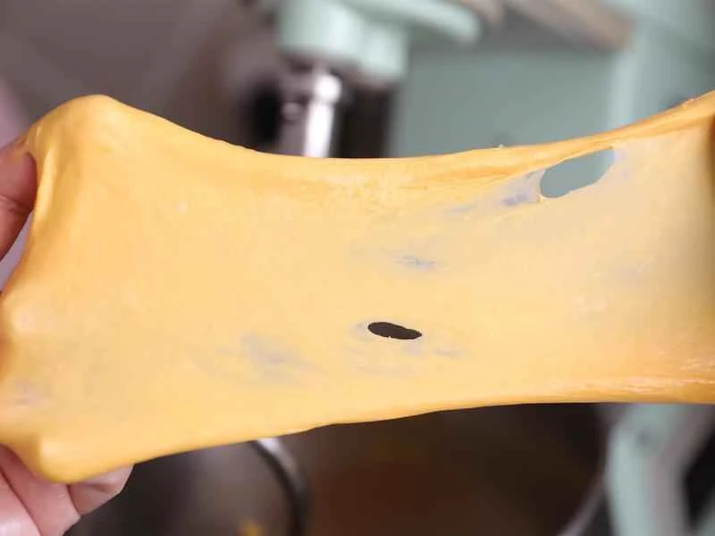 How to make pure milk hand-torn toast: Step 1