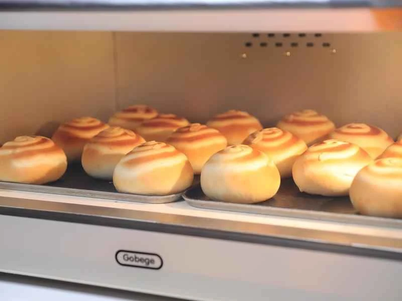 How to make pure milk hand-torn toast: Step 1