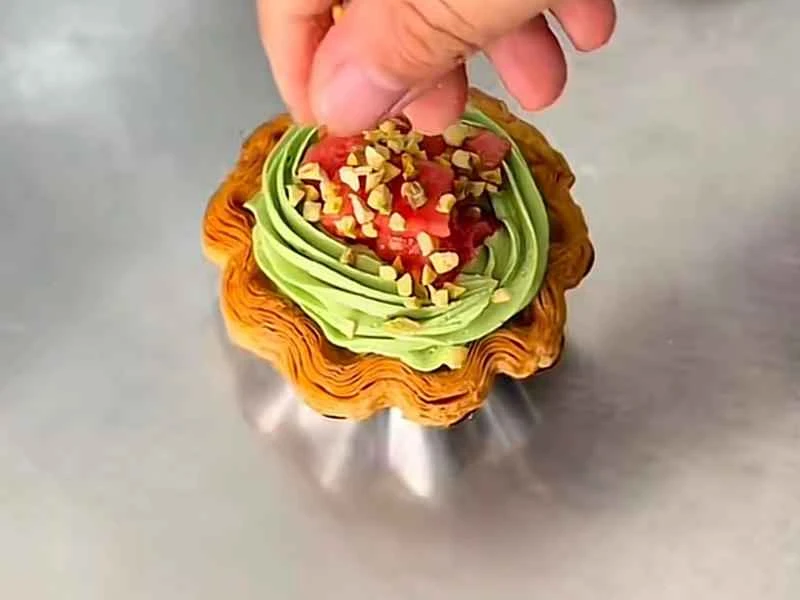 How to make pure milk hand-torn toast: Step 1