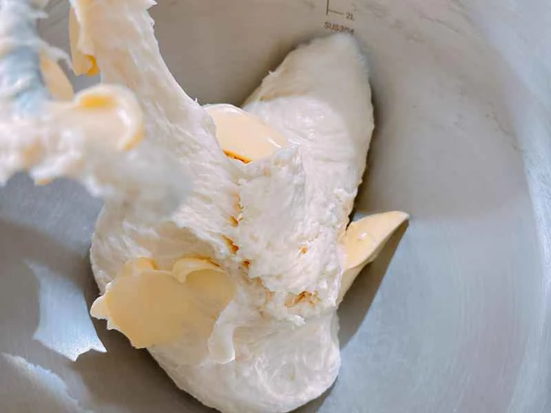 How to make pure milk hand-torn toast: Step 1