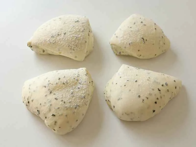 How to make pure milk hand-torn toast: Step 1