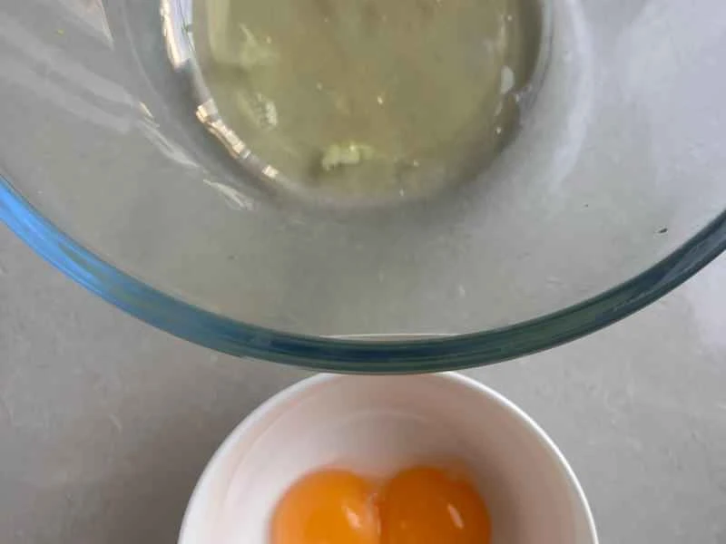 How to make pure milk hand-torn toast: Step 1