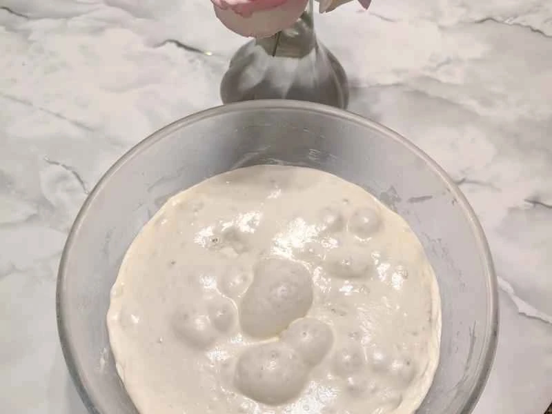 How to make pure milk hand-torn toast: Step 1