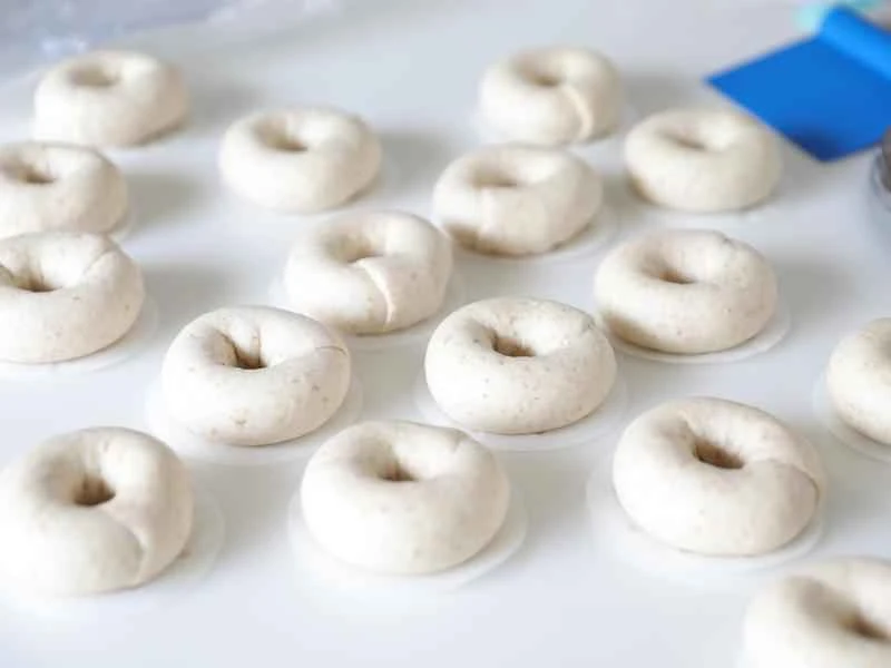 How to make pure milk hand-torn toast: Step 1