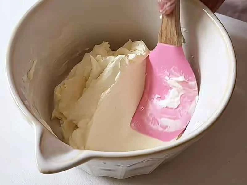 How to make pure milk hand-torn toast: Step 1