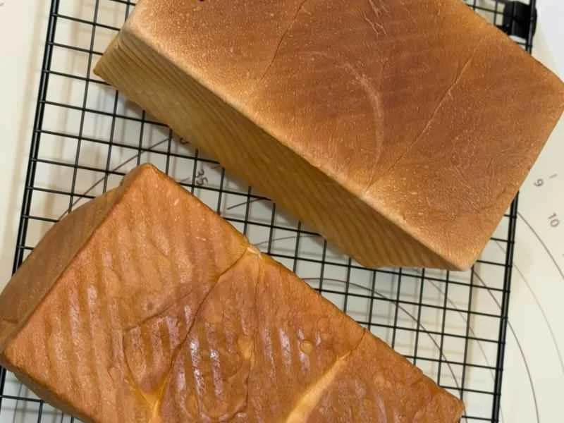 How to make pure milk hand-torn toast: Step 1