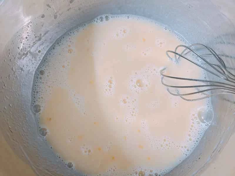 How to make pure milk hand-torn toast: Step 1