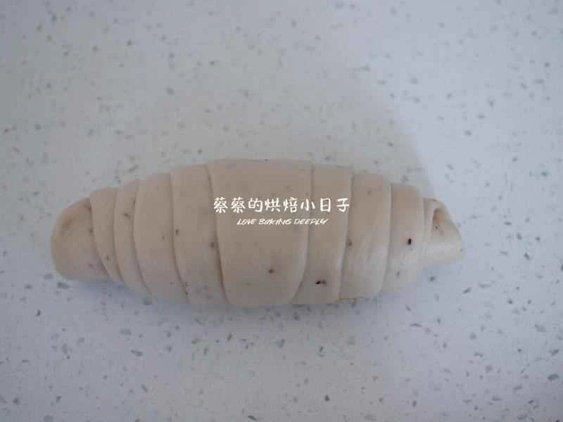 How to make pure milk hand-torn toast: Step 1