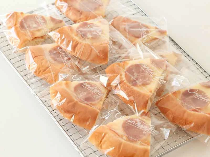 How to make pure milk hand-torn toast: Step 1