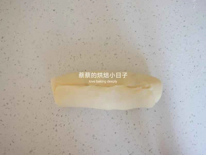 How to make pure milk hand-torn toast: Step 1