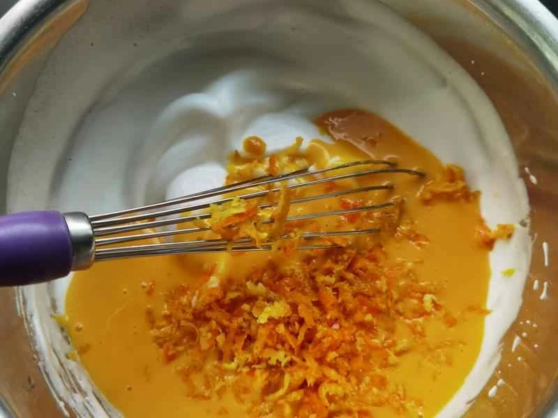 How to make pure milk hand-torn toast: Step 1