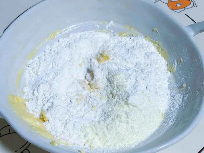 How to make pure milk hand-torn toast: Step 1