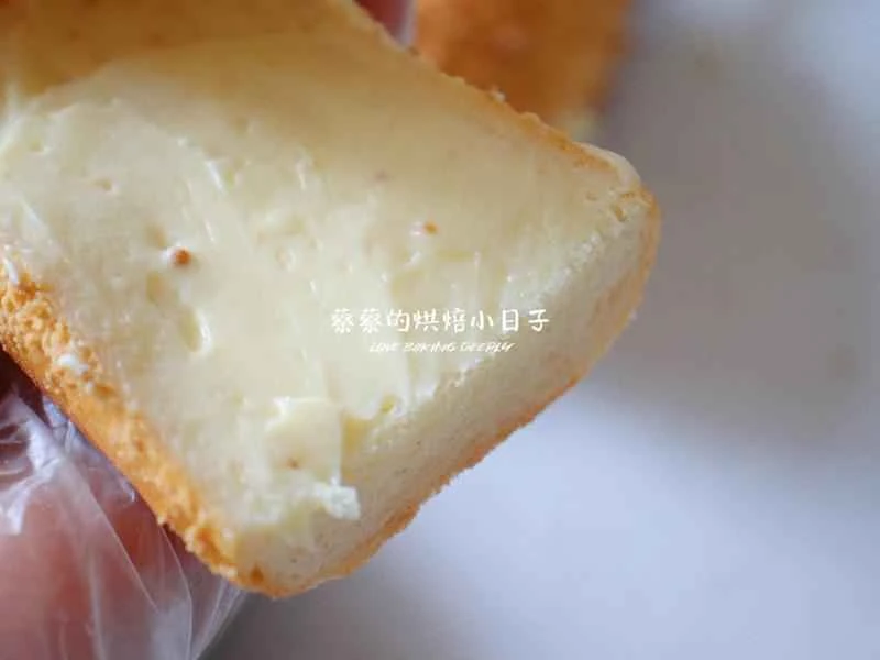 How to make pure milk hand-torn toast: Step 1