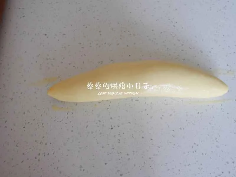 How to make pure milk hand-torn toast: Step 1