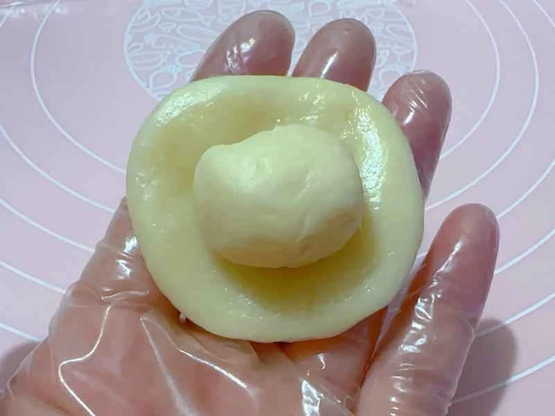 How to make pure milk hand-torn toast: Step 1