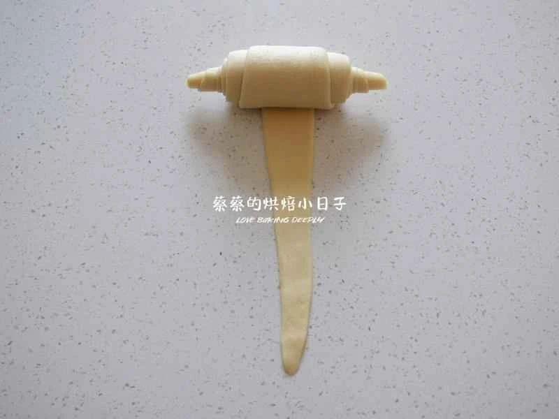 How to make pure milk hand-torn toast: Step 1