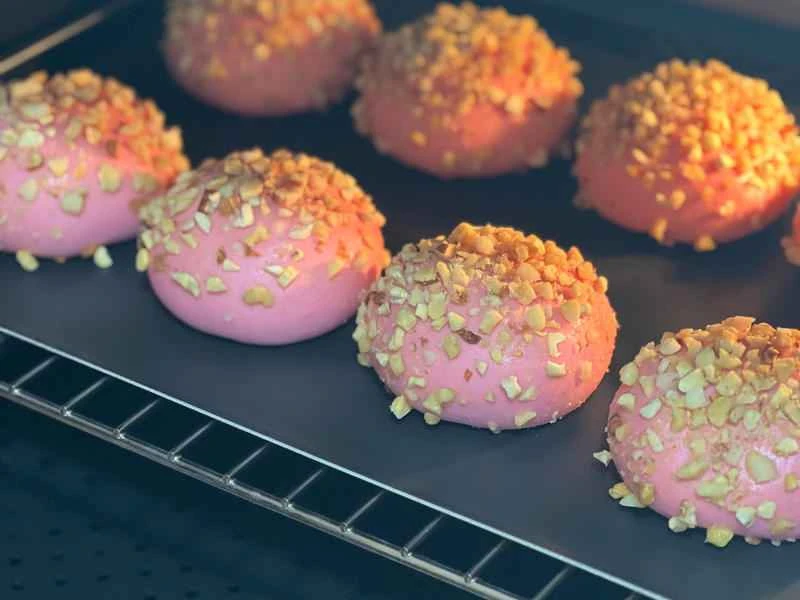 How to make pure milk hand-torn toast: Step 1