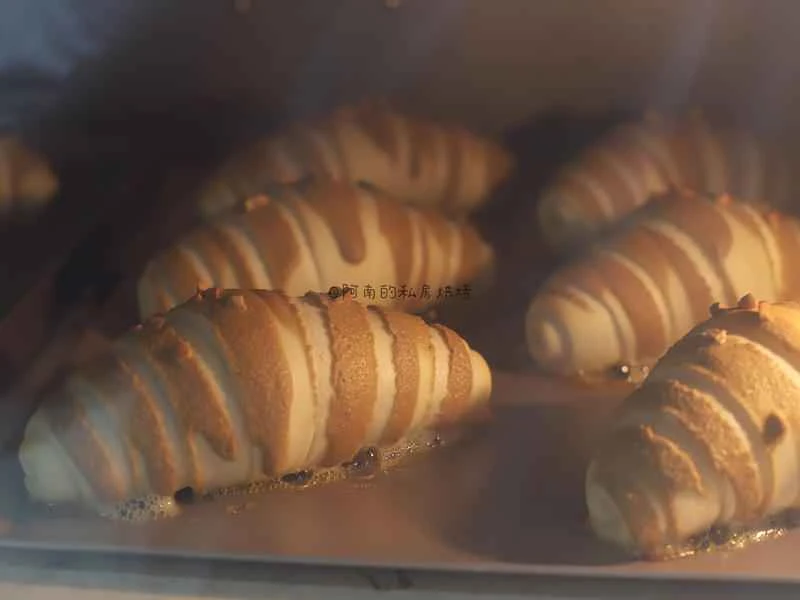 How to make pure milk hand-torn toast: Step 1