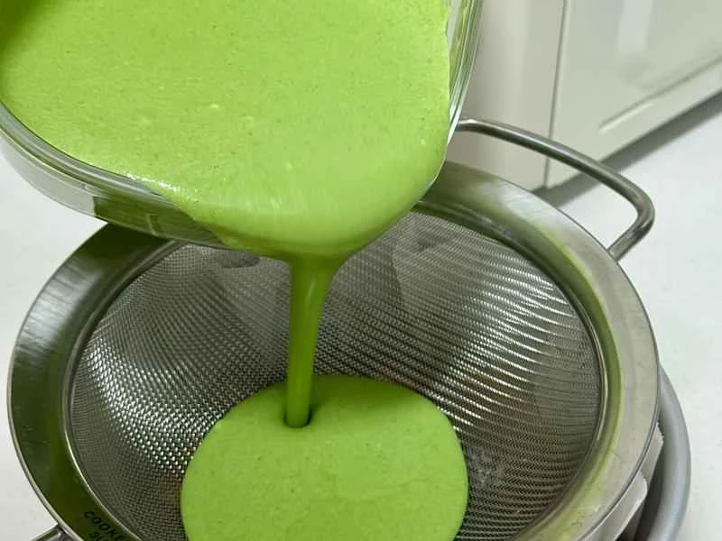 How to make pure milk hand-torn toast: Step 1