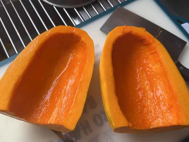 How to make pure milk hand-torn toast: Step 1