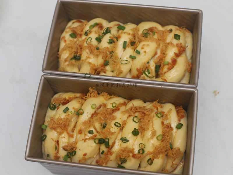 How to make pure milk hand-torn toast: Step 1